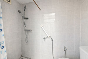 Photo 11- click for photo gallery